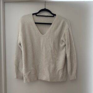 Cozy White V-Neck Sweater h and m